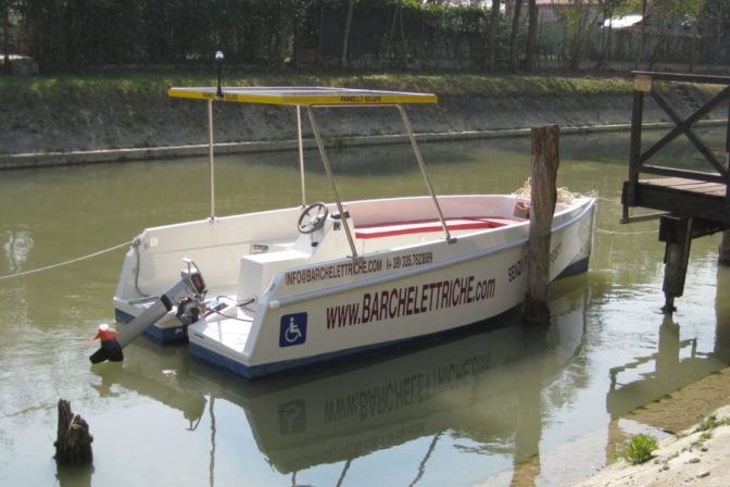 Free Trial Solar Electric Boats on the Brenta Riviera – Michelangelo Travel